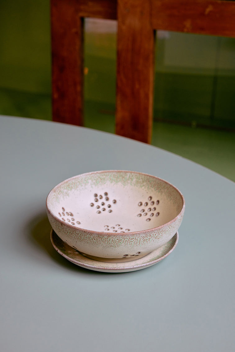 70s ceramics: berry bowl Slush - LEEF mode en accessoires
