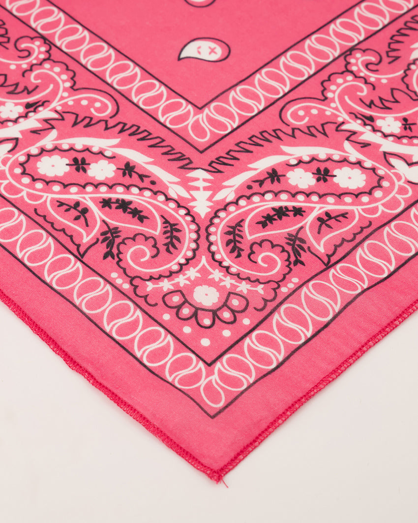 Astrid Groot Sjaals Fuchsia - LEEF mode en accessoires