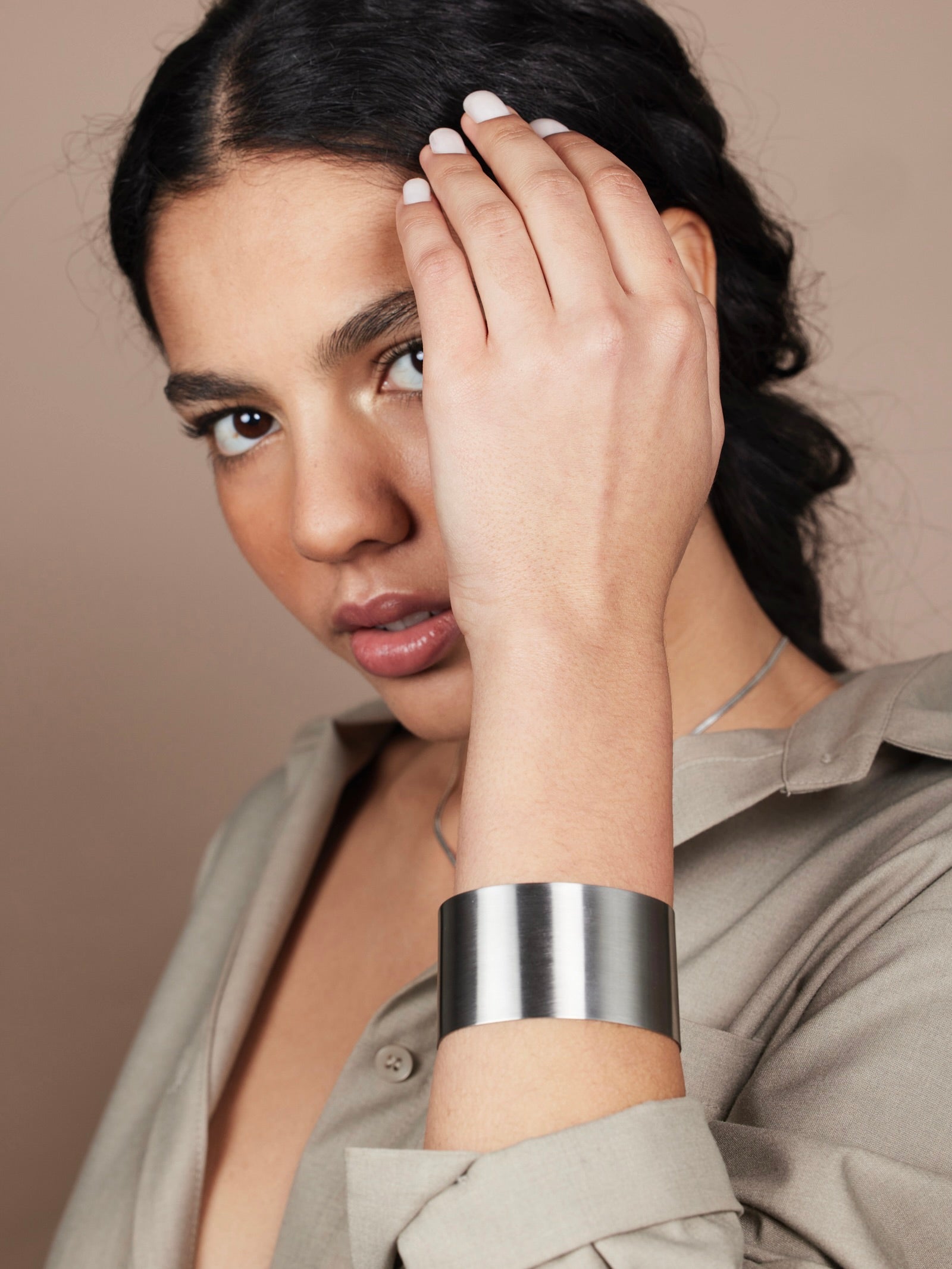 BREDE MATTE BANGLE / ZILVER Zilver - LEEF mode en accessoires