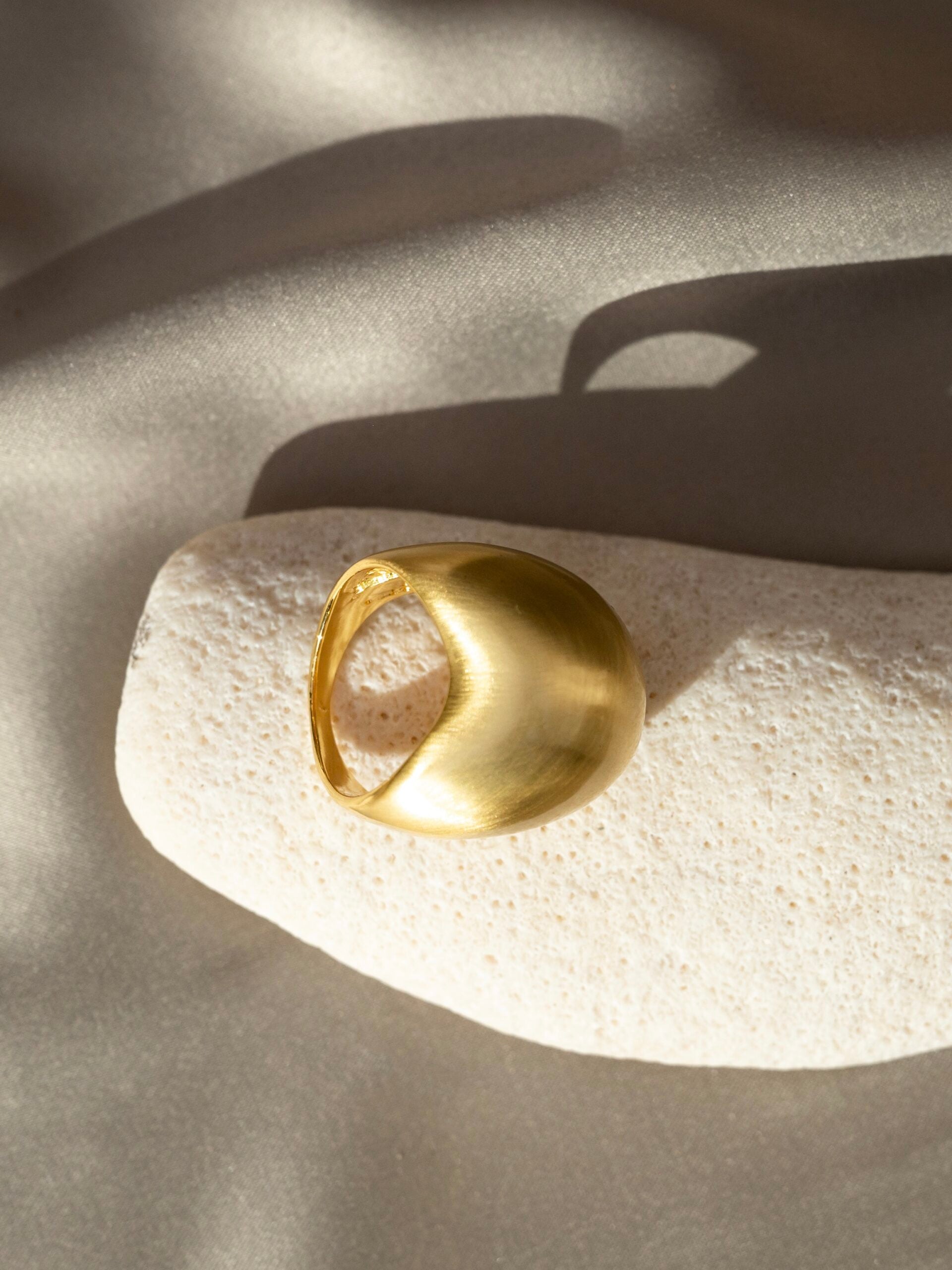 Big scoop ring (*Signature collection)  goud - LEEF mode en accessoires