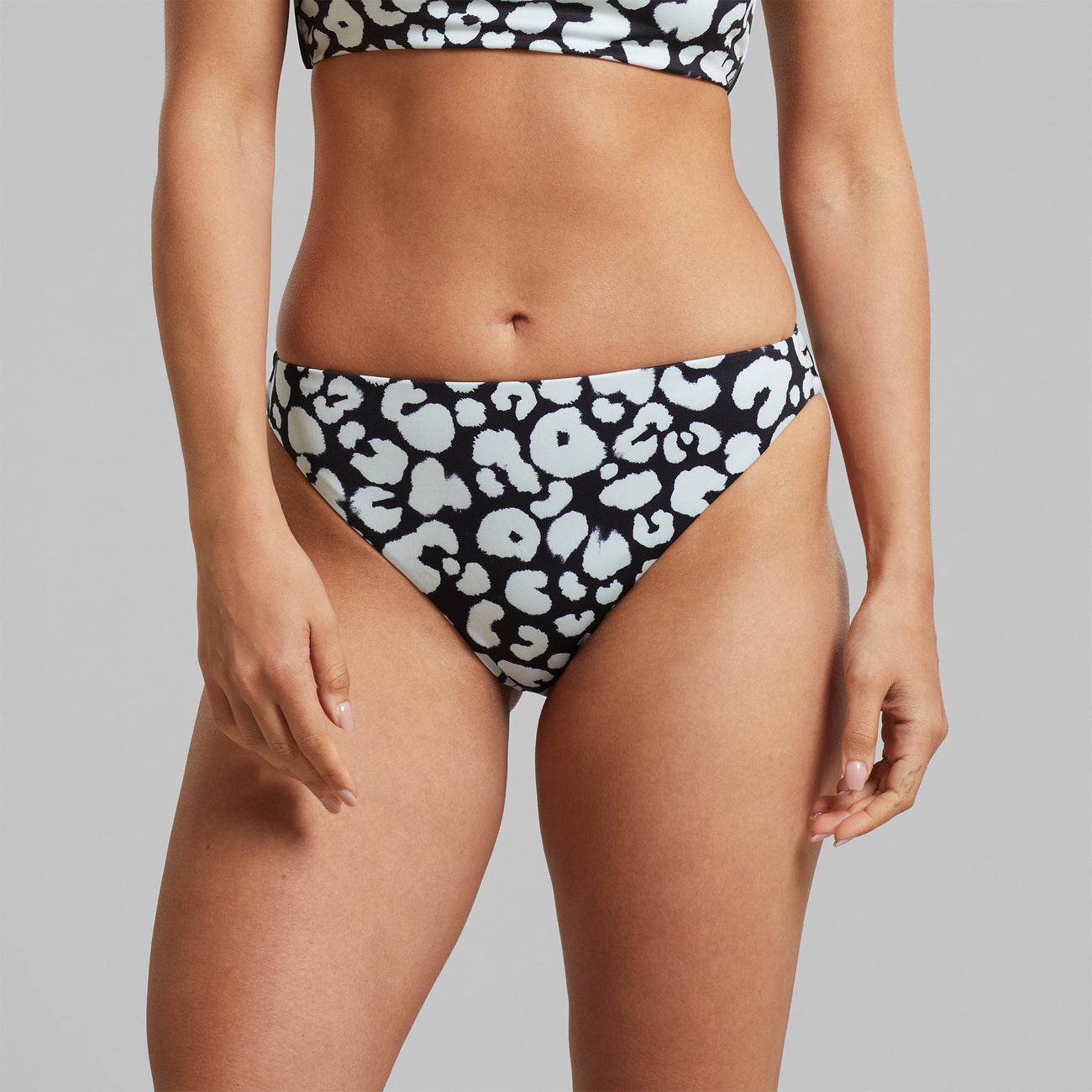 Bikini Bottems Sanda paimted Leopard Black Painted Leopard Black - LEEF mode en accessoires