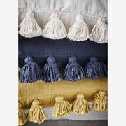 CUSHION  W/ TASSELS (60x60) Off white - LEEF mode en accessoires