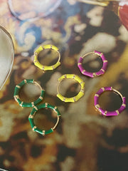 Creolen met emaille  geel - LEEF mode en accessoires