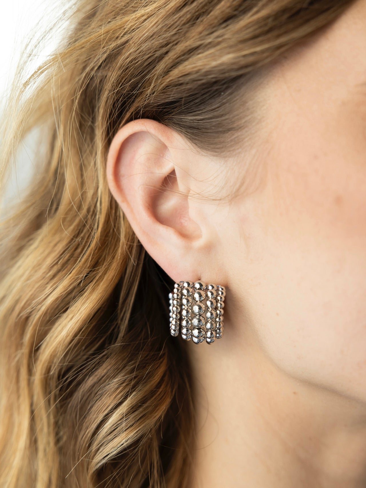 OORSTEKERS SMALL BALLS / ZILVER Zilver - LEEF mode en accessoires