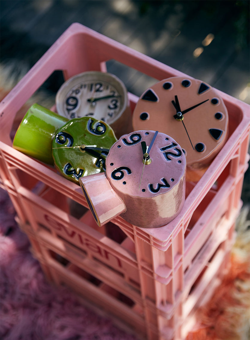 Retro Ceramic Clock Pink - LEEF mode en accessoires