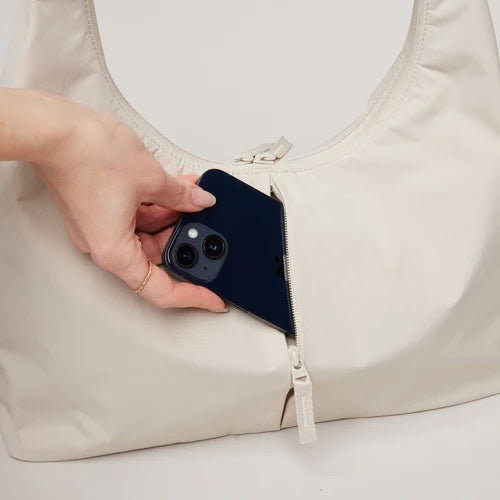 T-SHAPE BAG SMALL MONOCHROME 831 soft shell - LEEF mode en accessoires