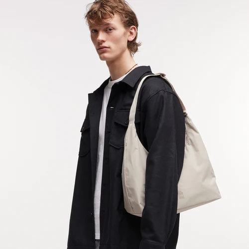 T-SHAPE BAG SMALL MONOCHROME 831 soft shell - LEEF mode en accessoires