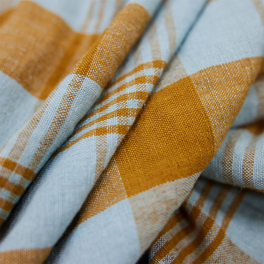Vida Check Tea Towel Amber/Blue - LEEF mode en accessoires