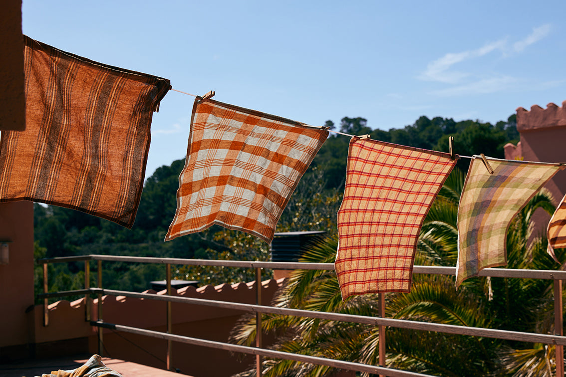Vida Check Tea Towel Amber/Blue - LEEF mode en accessoires