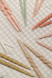 Dinerkaars Swirl  Olive van Rustik Lys te koop bij LEEF mode en accessoires Meppel