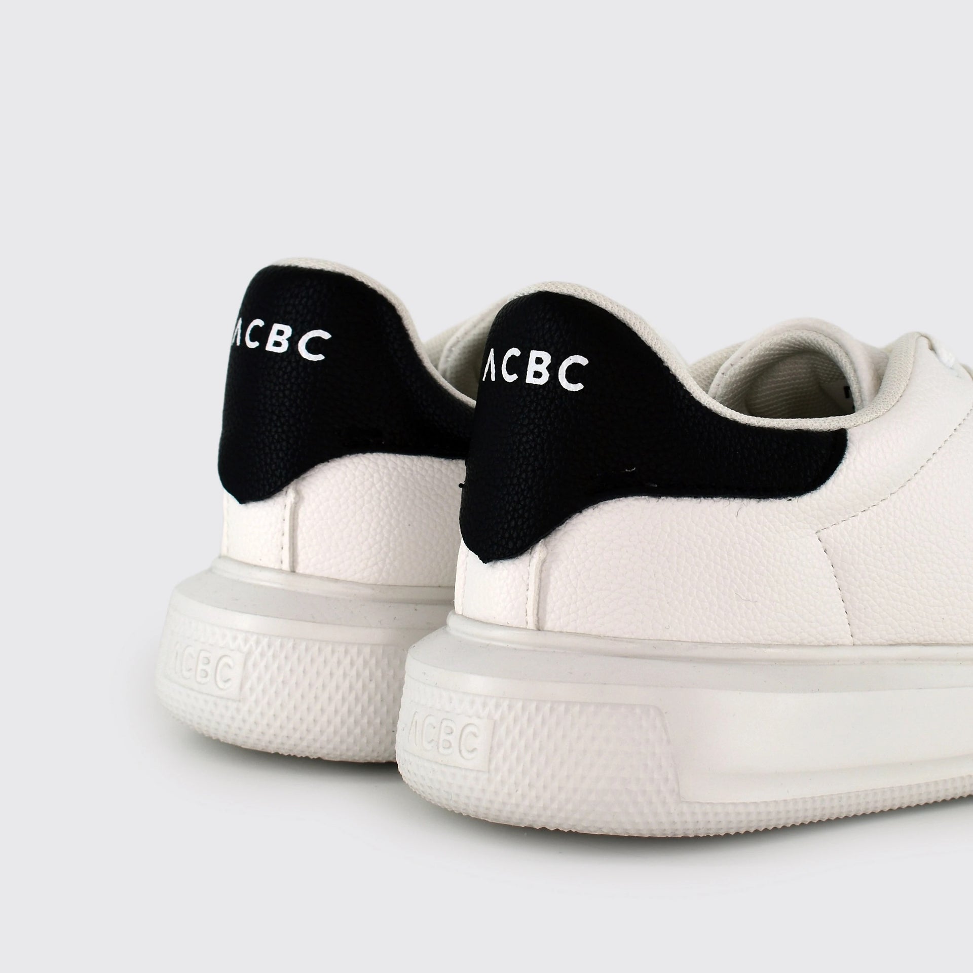 SHMI ECO BIOMILAN White + Black van ACBC te koop bij LEEF mode en accessoires Meppel