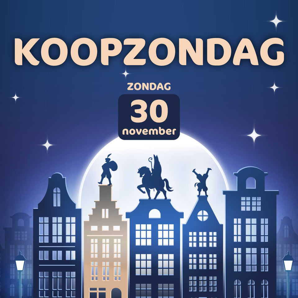 Bezoekers lopen door de binnenstad van Meppel tijdens koopzondag, met een sfeervolle etalage van LEEF mode en accessoires op de achtergrond.