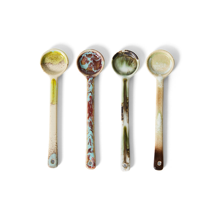 Set van vier keramische lepels uit de 70's, HKliving, met kleurrijk blendpatroon, geschikt voor koken en serveren