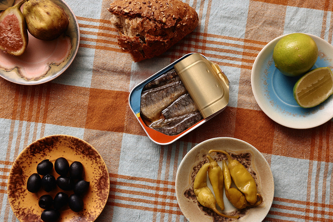 70sceramicssaucersOceanBay__4