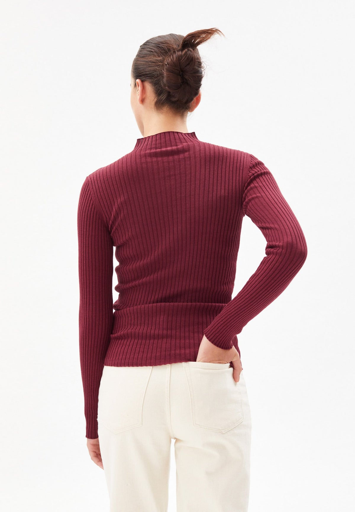 ALAANIA1747Rubyred__2