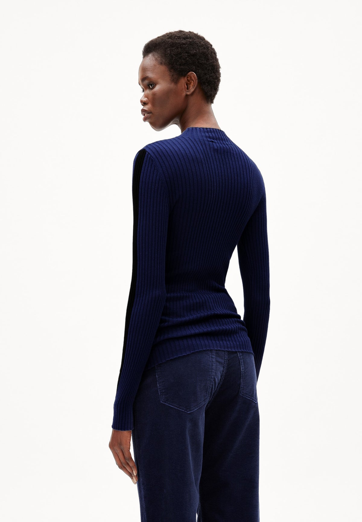 ALAANIA2567deepseablue__2