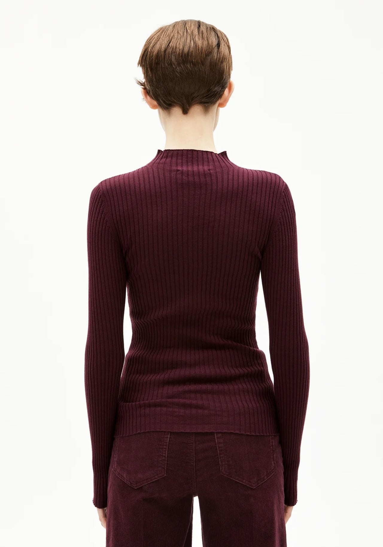 ALAANIA  3320 Dark Cranberry