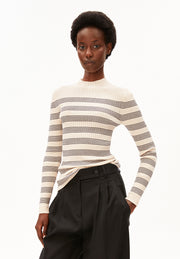ALAANIASTRIPEDKNITSWEATER1692oatmilk-black__1