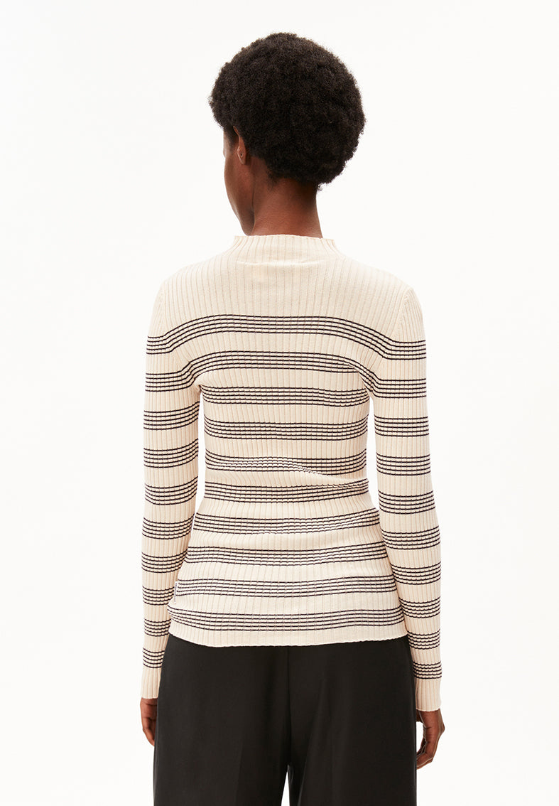 ALAANIASTRIPEDKNITSWEATER1692oatmilk-black__2