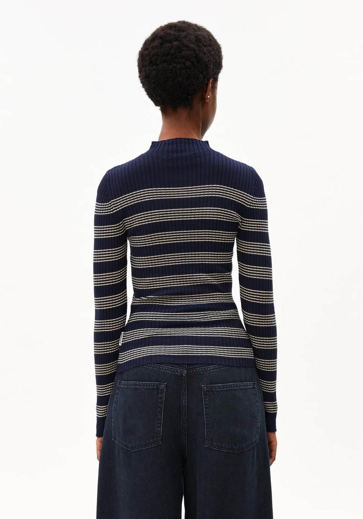 ALAANIASTRIPEDKNITSWEATER3679TintedNavy-GoldenHay__2