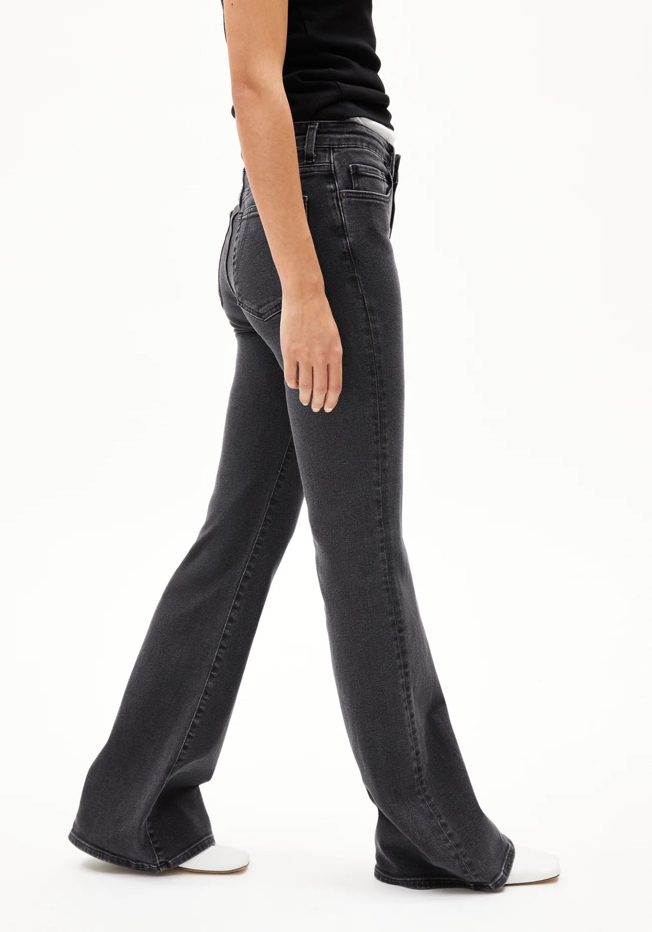 ANAMAA 2453 True Black Washed - LEEF mode en accessoires