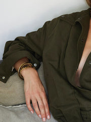 ARMBANDJE MET GEMSTONE BALLETJES  Bruin-Melee - LEEF mode en accessoires