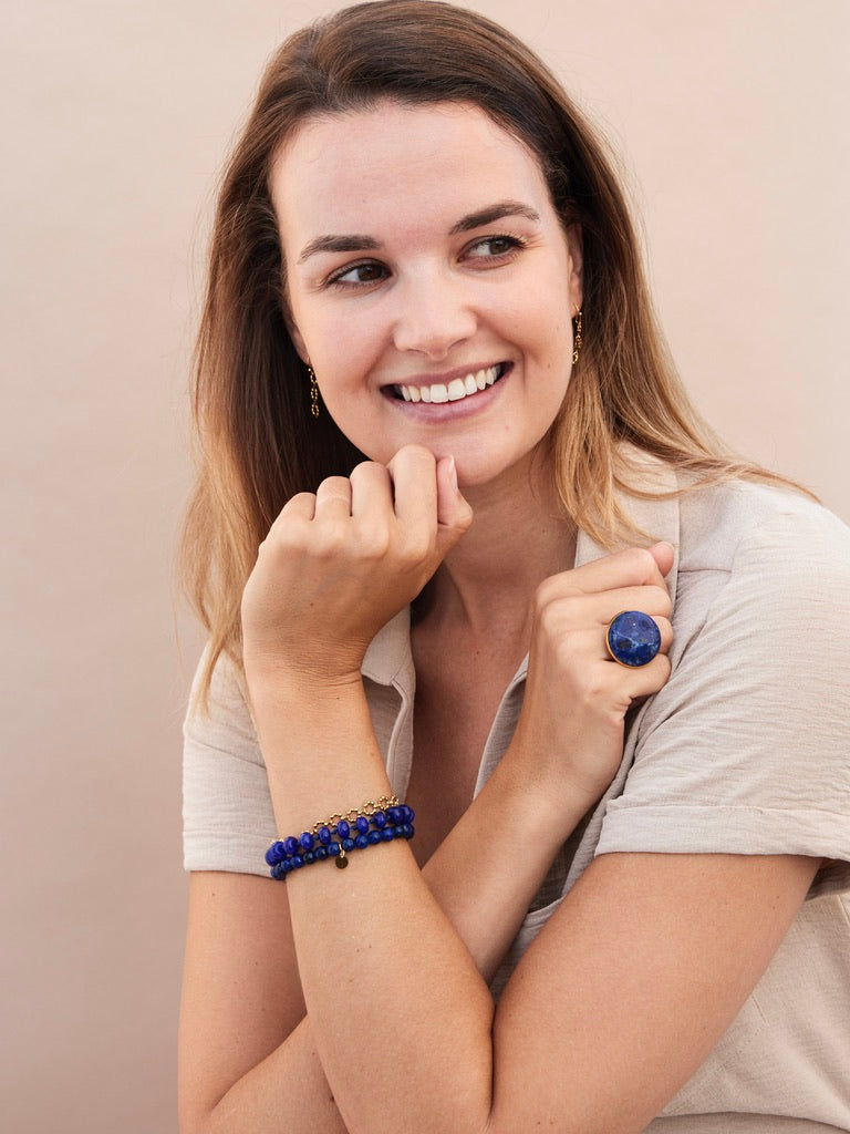 ARMBANDJE MET GEMSTONE BALLETJES / BLAUW blauw