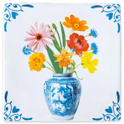 StoryTiles A Vase With Love and Bliss M wandtegel van 13x13 cm met kleurrijke vaasillustratie