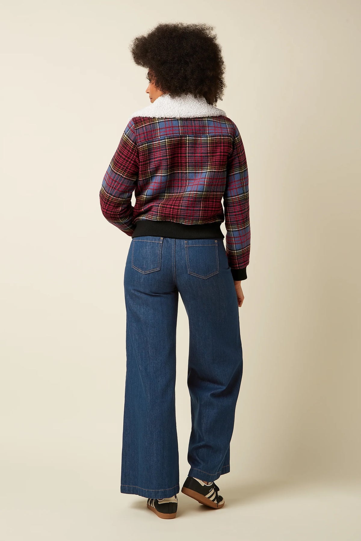 Blauwe Arizona Jas van King Louie met Banda Check patroon, casual stijl en comfortabele pasvorm.