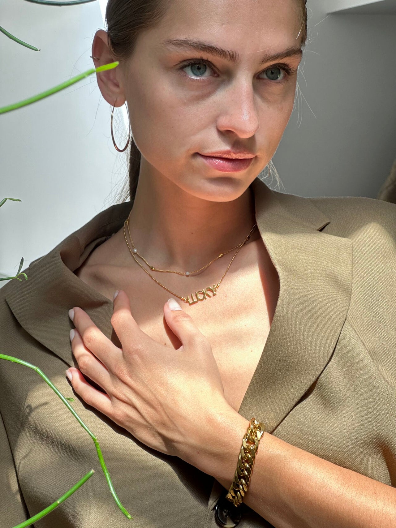Armband grove schakel XL met parel goud - LEEF mode en accessoires