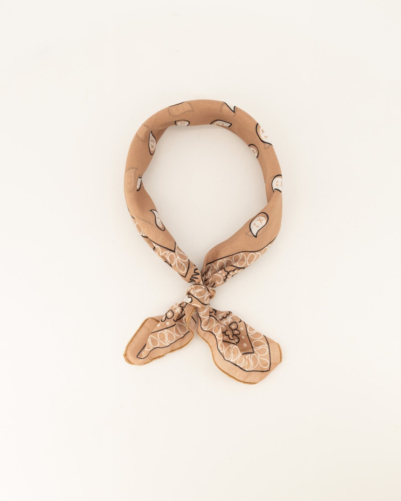 Astrid Groot Sjaals Camel - LEEF mode en accessoires