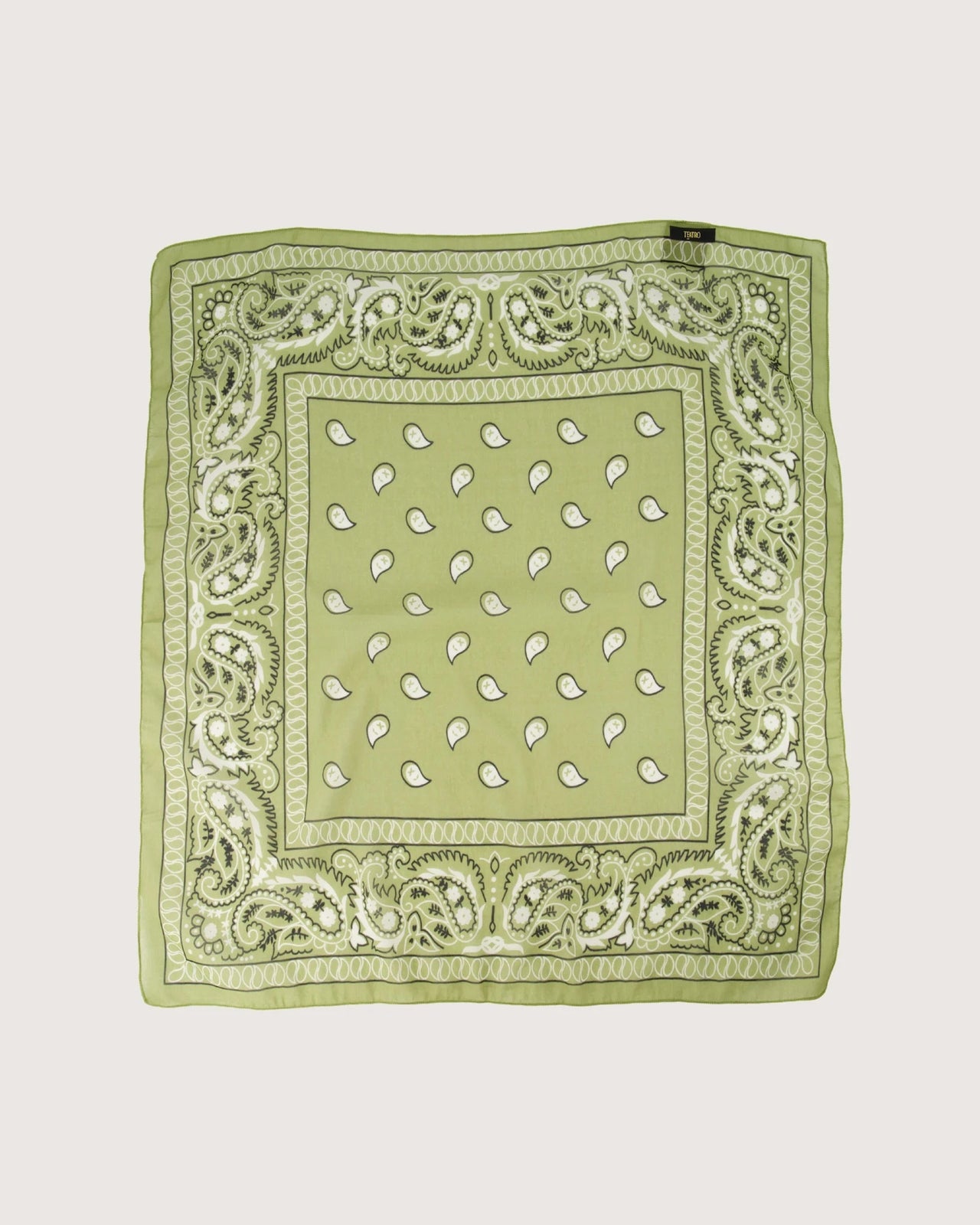 Astrid Groot Sjaals Olive Green - LEEF mode en accessoires