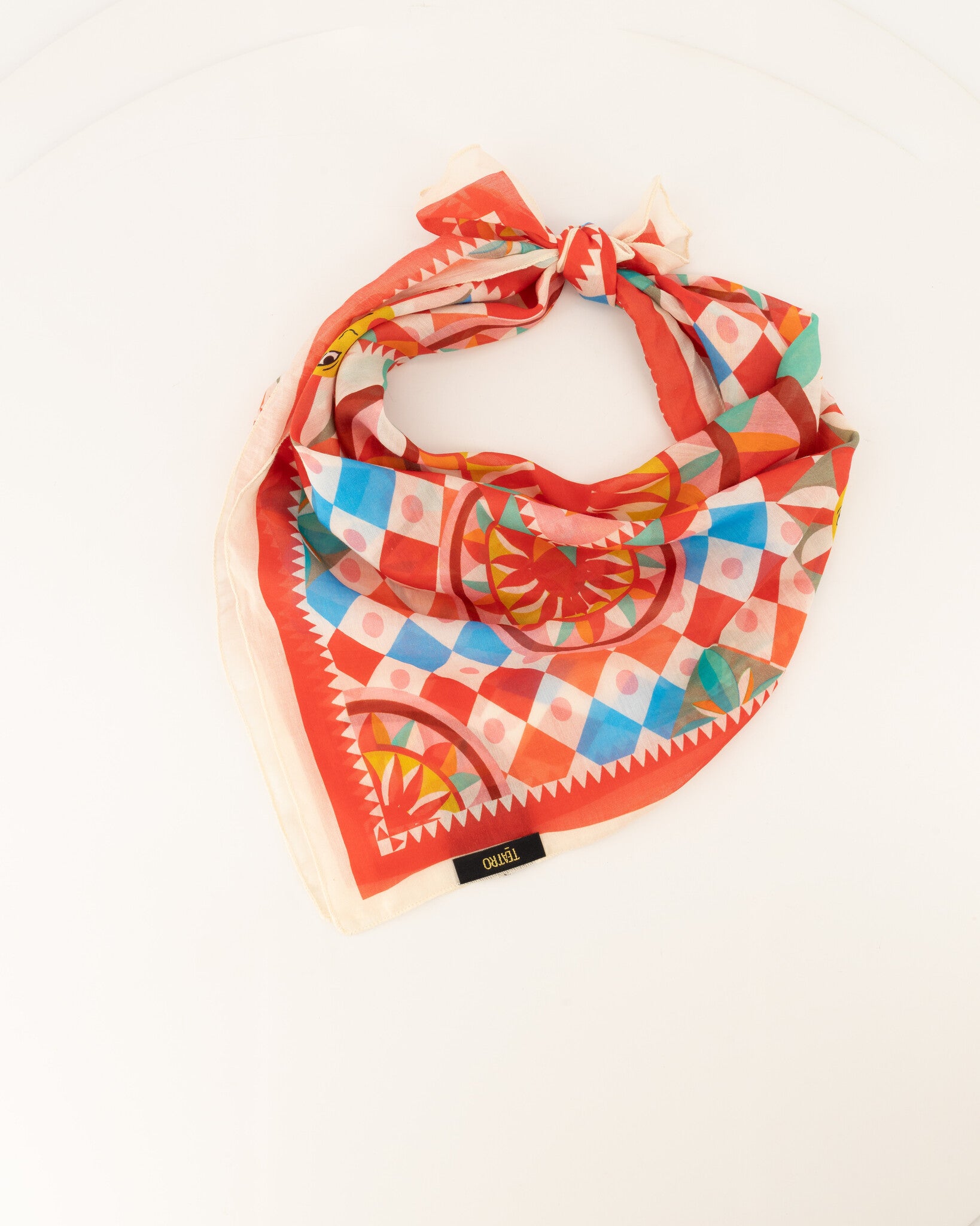 Astrid Groot Sjaals Rood Sun - LEEF mode en accessoires