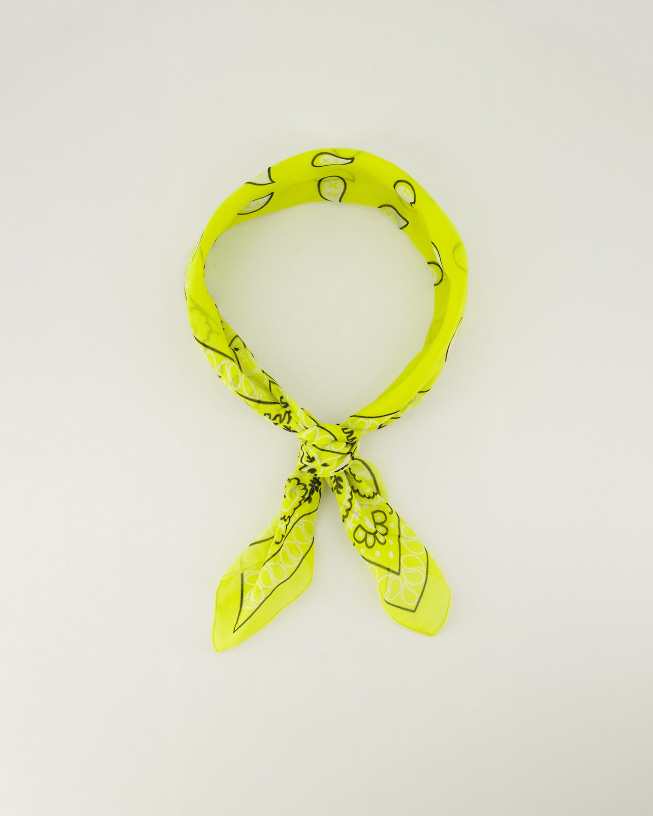 Astrid Groot Sjaals geel - LEEF mode en accessoires