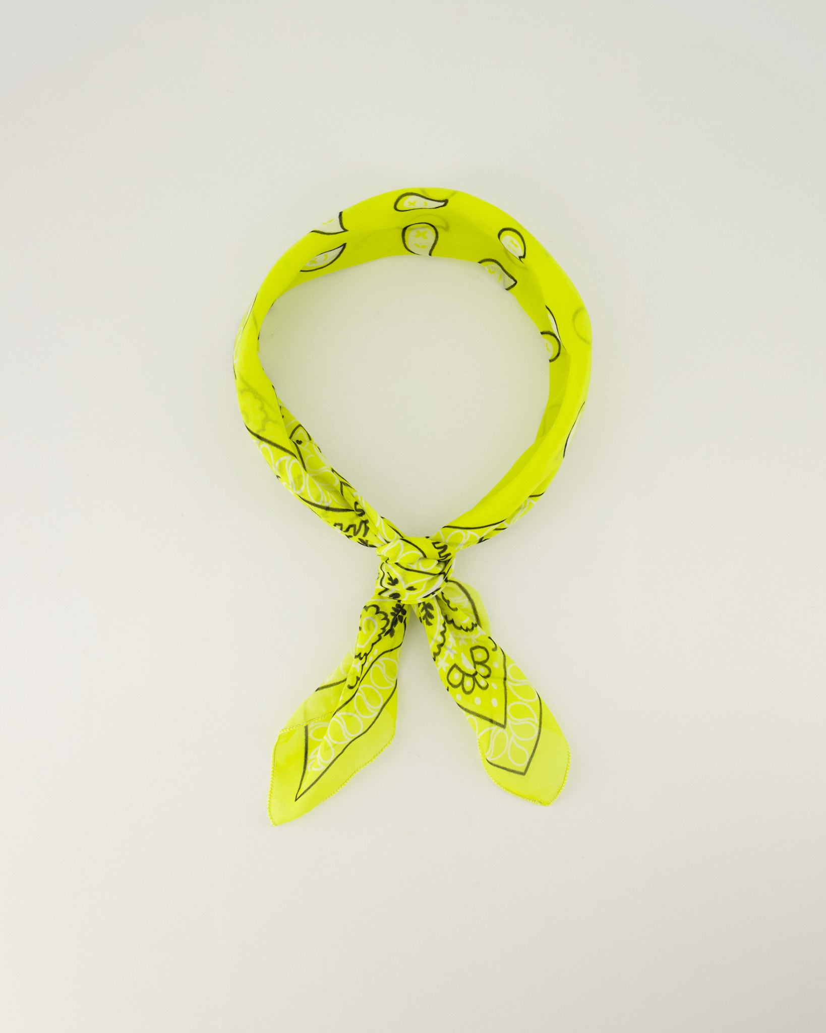 Astrid Groot Sjaals geel - LEEF mode en accessoires