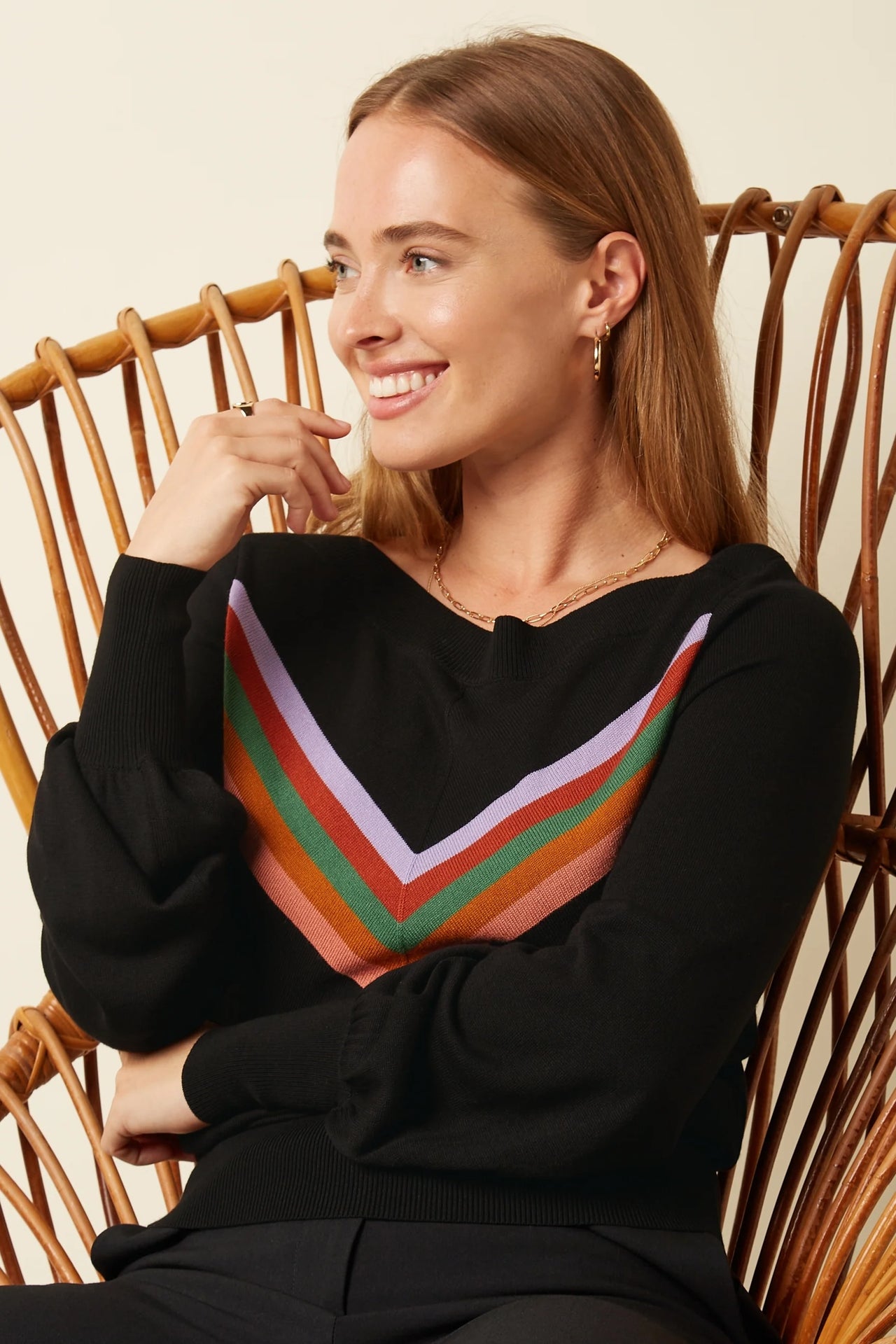 Audrey Bell Top Azzy 001 Black