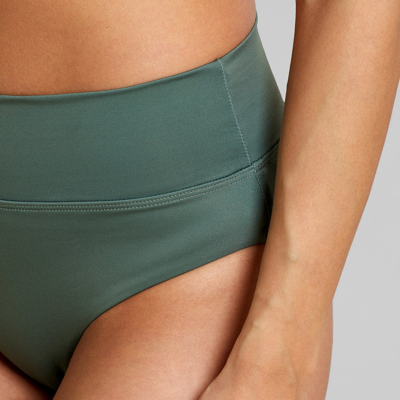 Bikini Pants Slite Leaf Green  Leaf Green - LEEF mode en accessoires