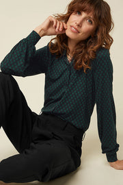 CarinaBlouseChelsea001Black__3