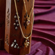 Convinced Garnet Necklace Gold Plated Garnet - LEEF mode en accessoires