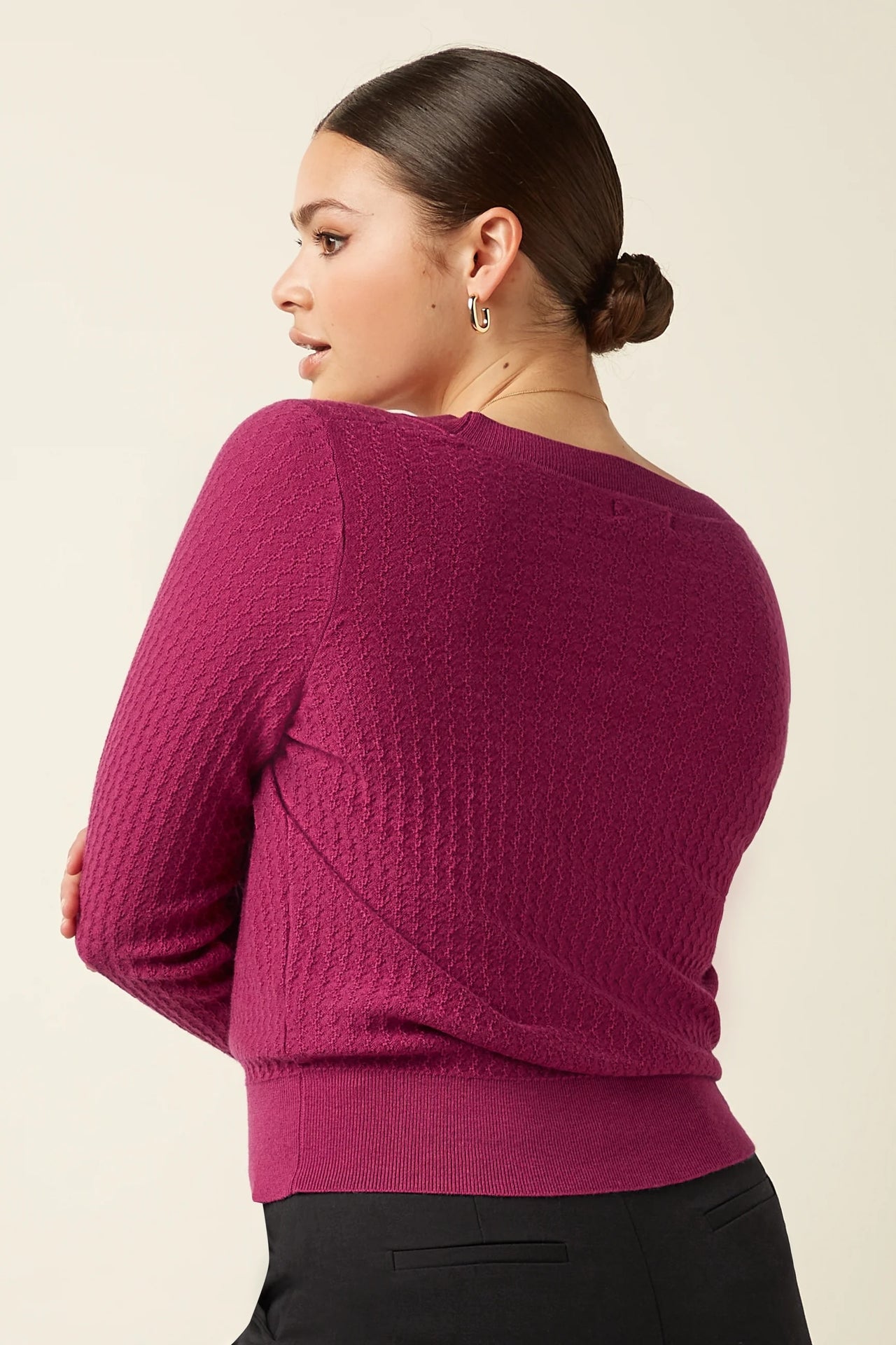 Deep v Cardi Cedar 521 Violet pink