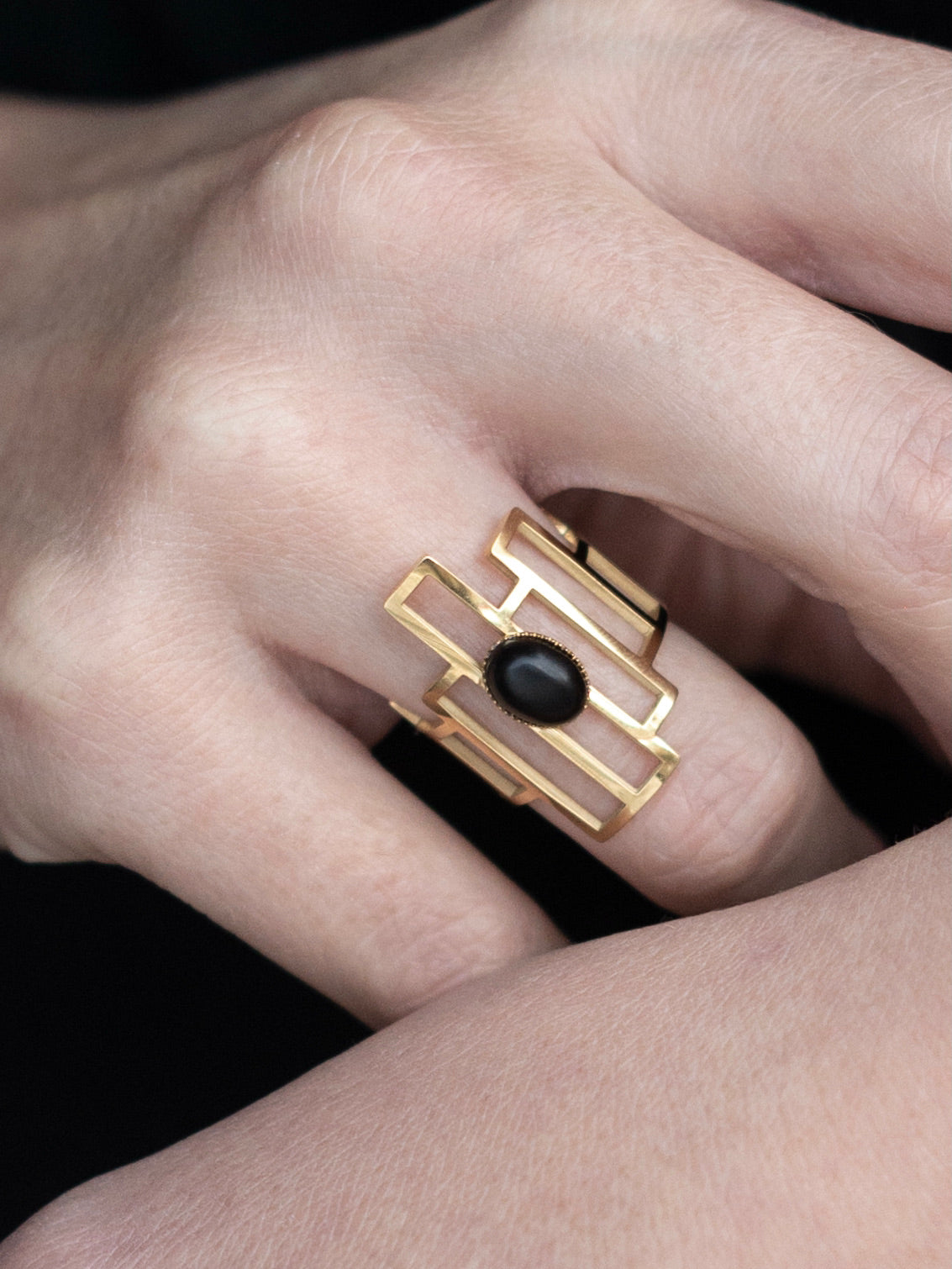 Design ring net ovale gemstone  zwart - LEEF mode en accessoires