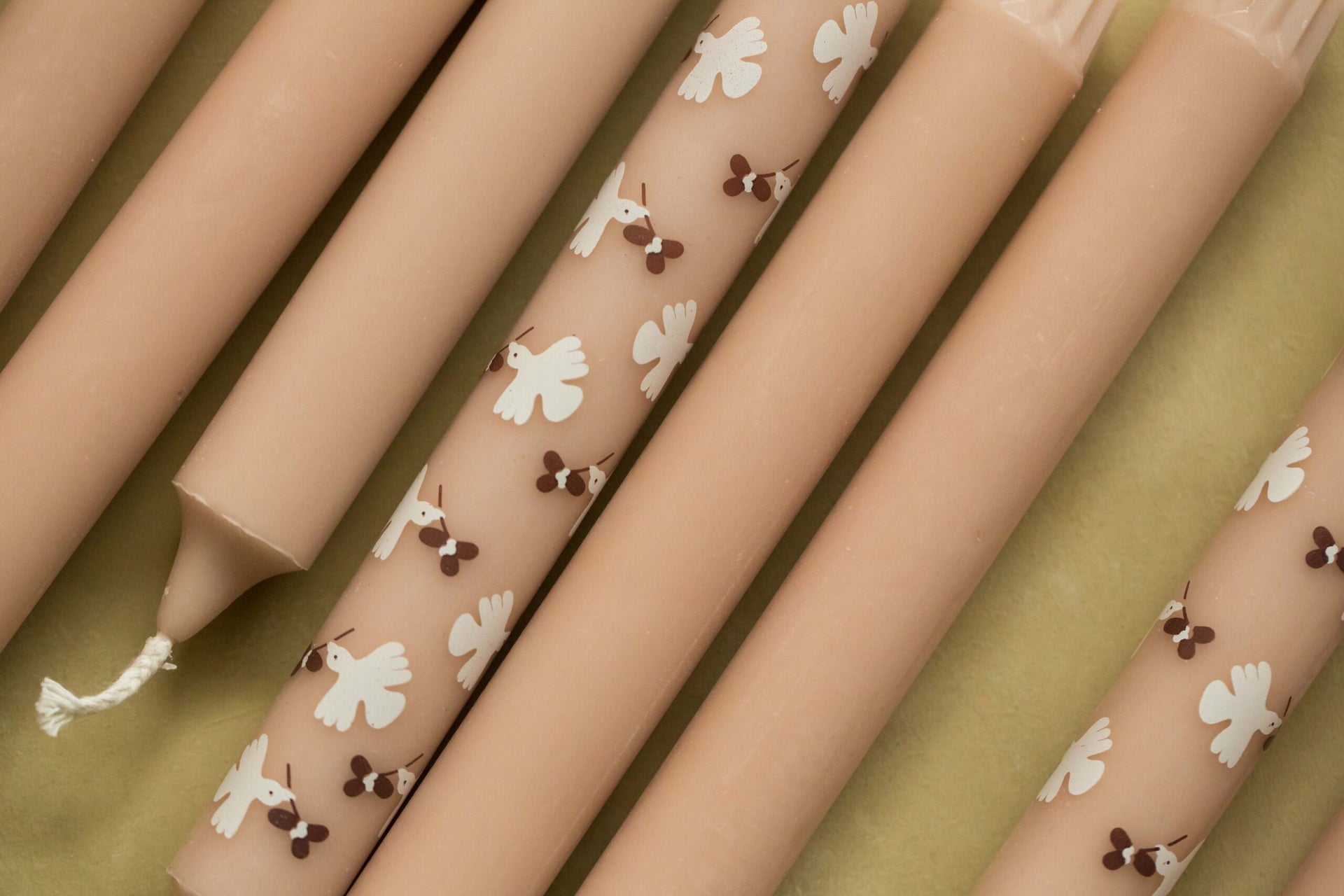 Dinereco22x19cmDoveSkin__2