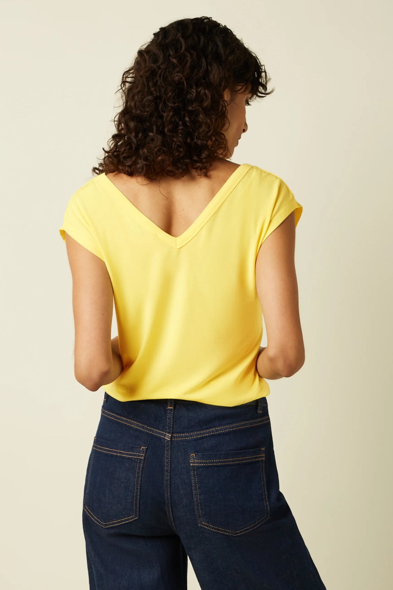 DoubleVTopCaprice829LemonYellow__2