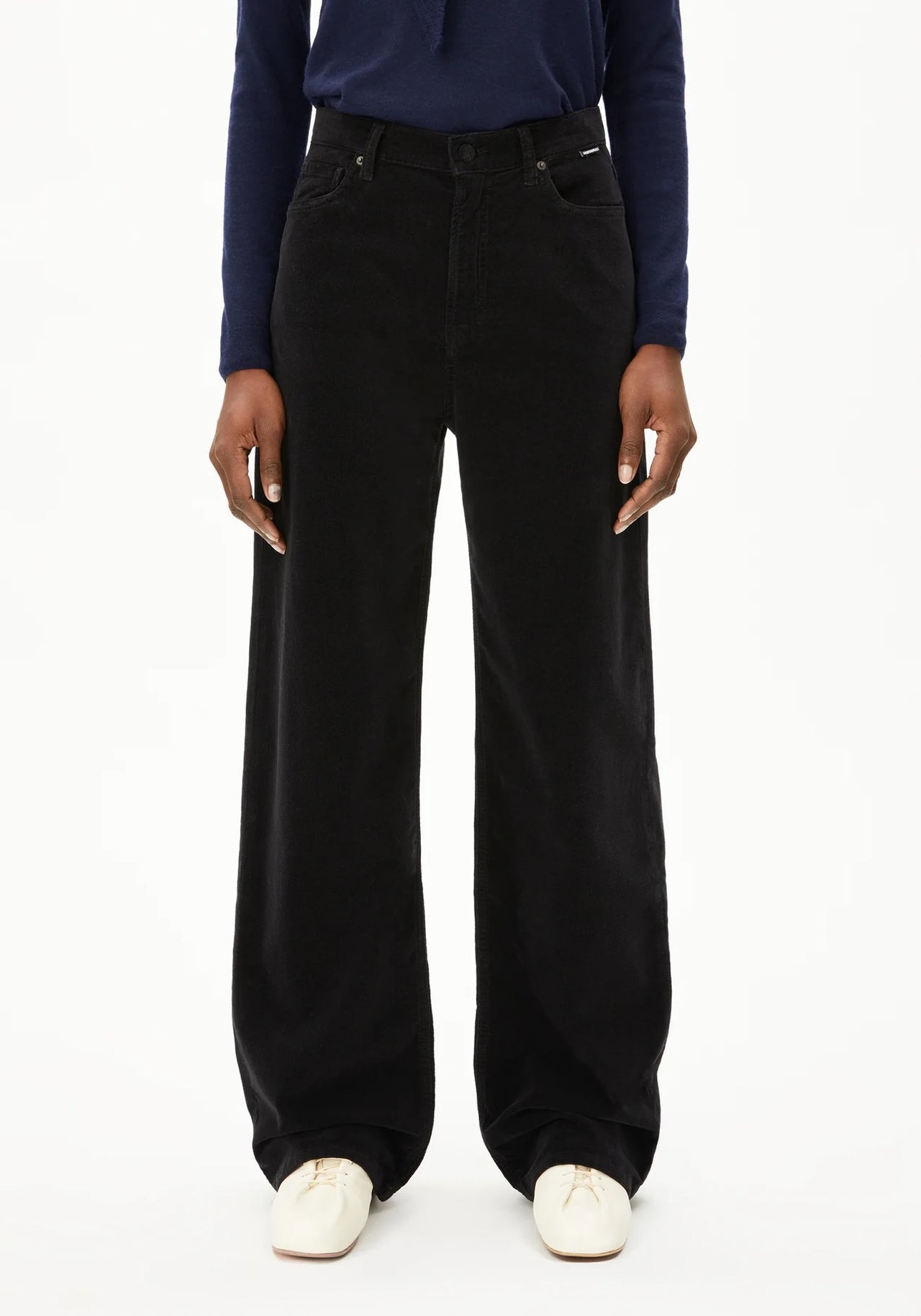 ENIJAA VELVET 105 Black