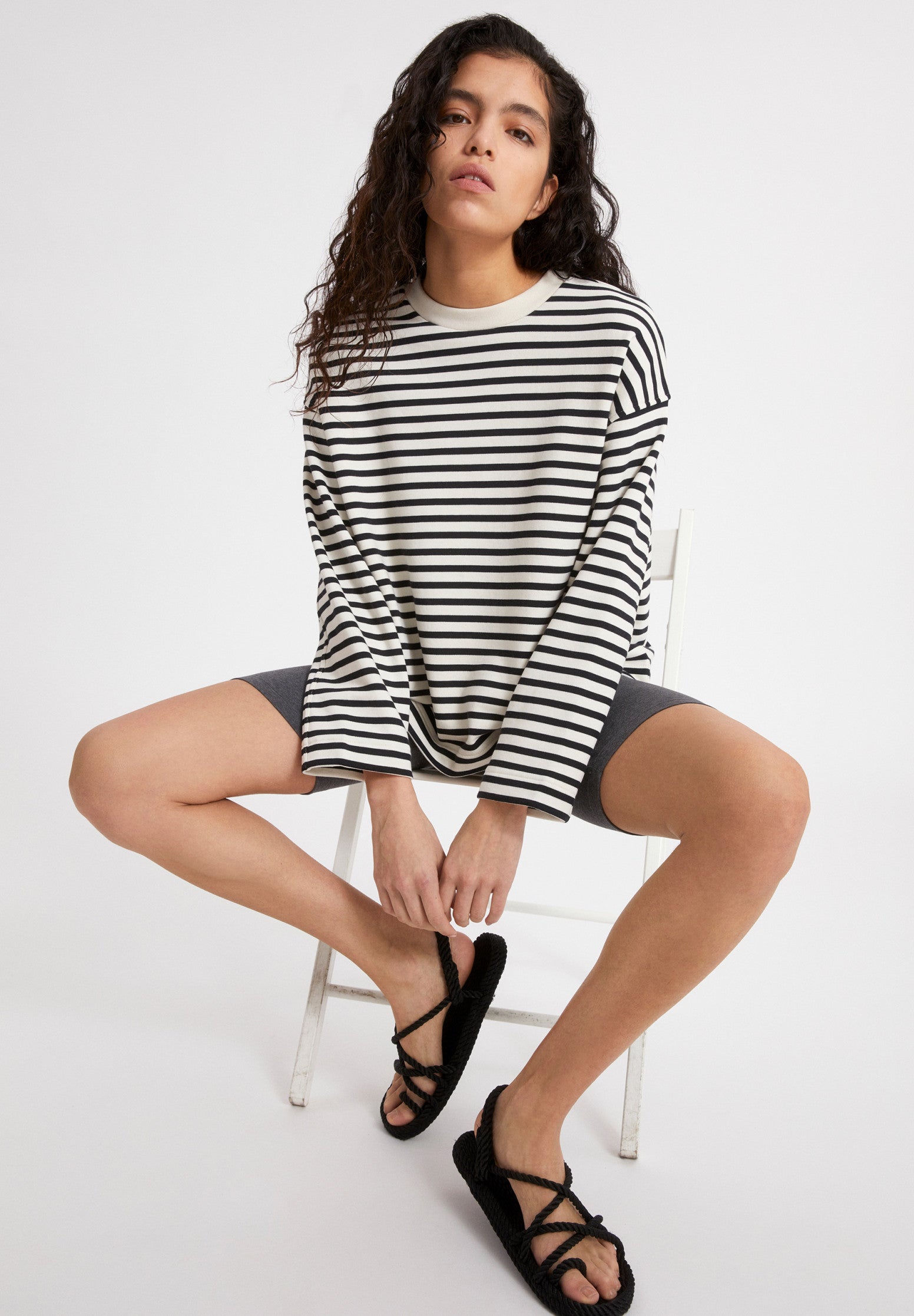 FRANKAAMAARLENSTRIPESWEAT_1716Undyed-black_3