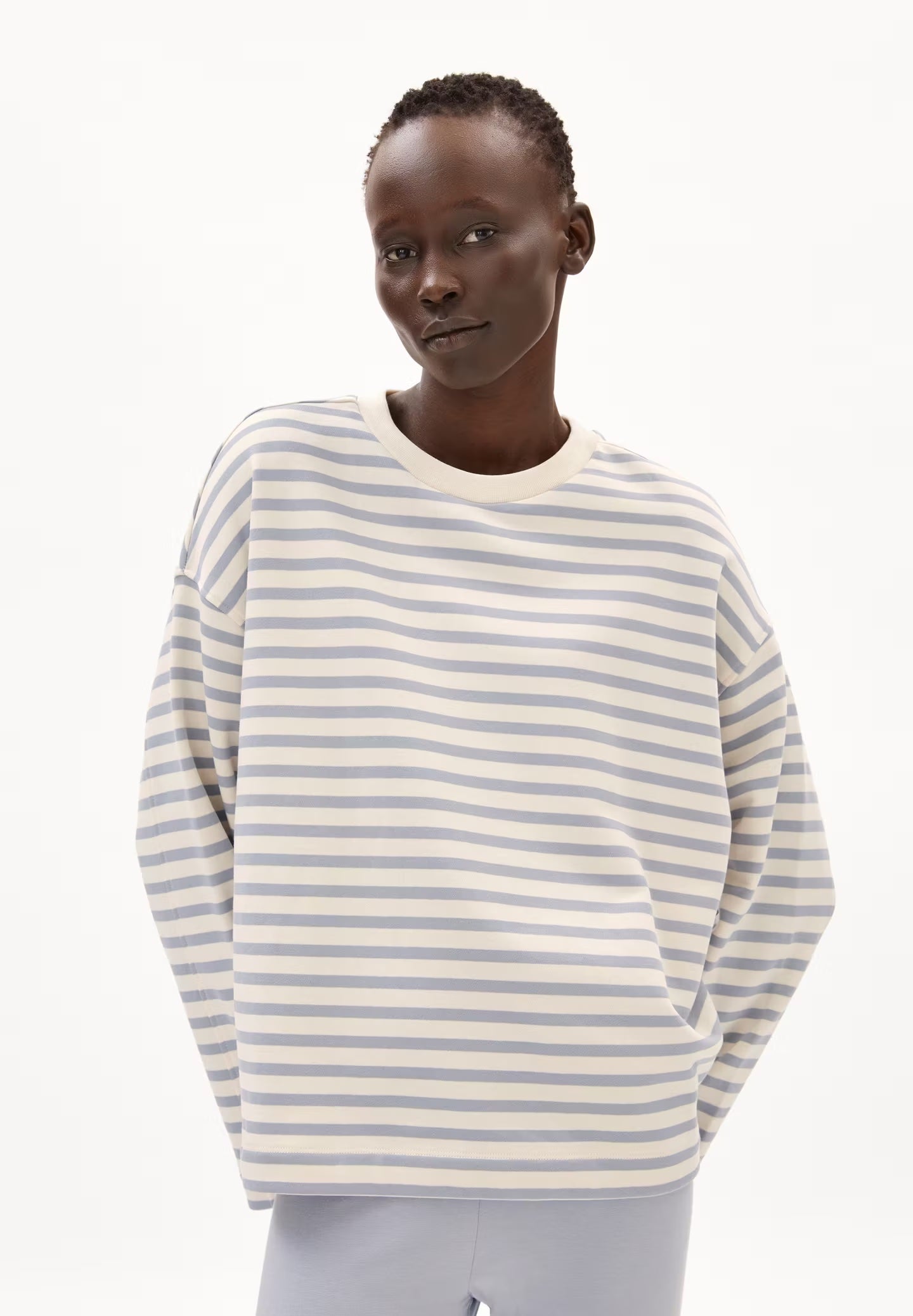 FRANKAAMAARLENSTRIPESWEAT_1923Undyed-MistyMorning_1