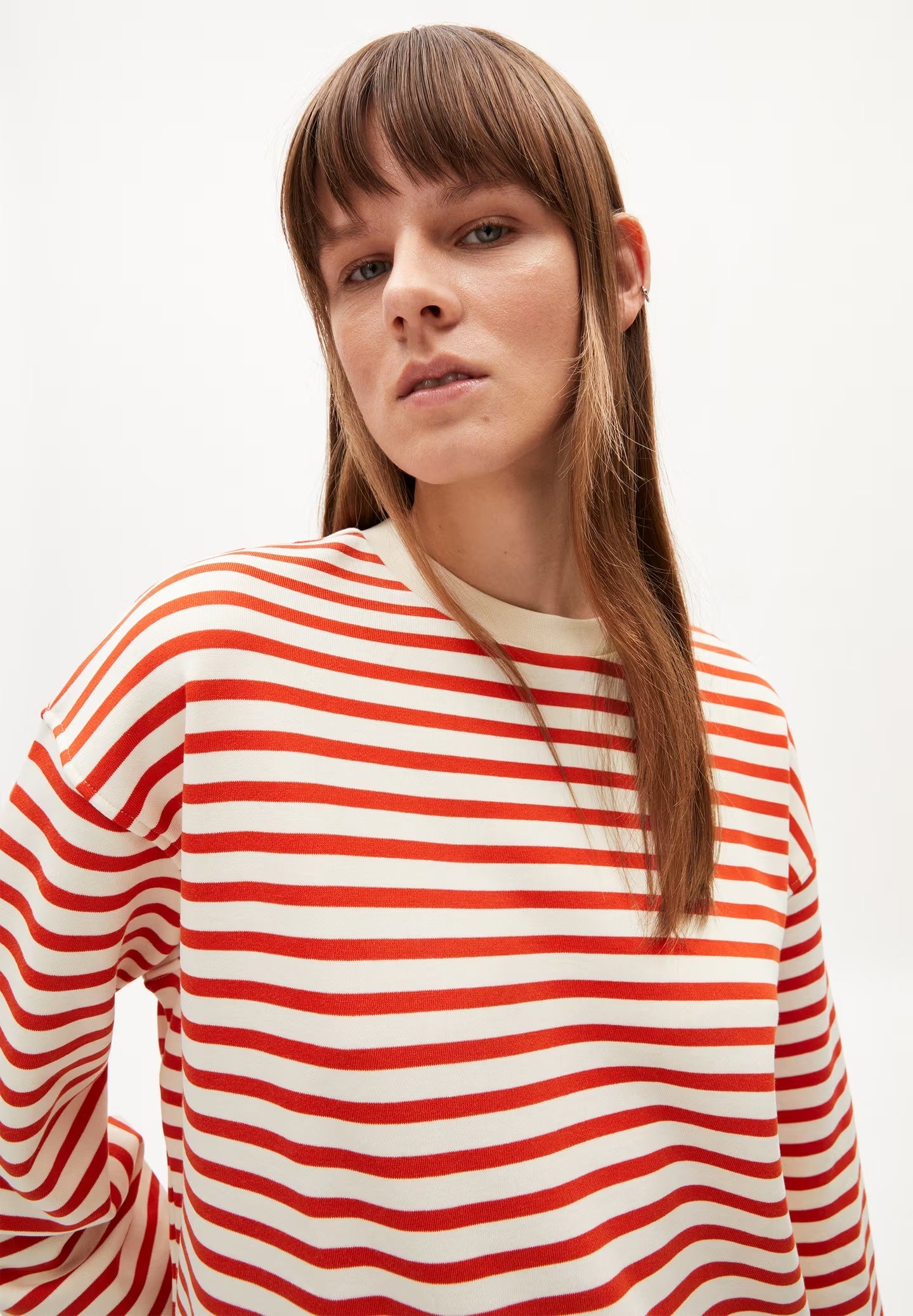 FRANKAAMAARLENSTRIPESWEAT_2492Emergencyred-undyed_4