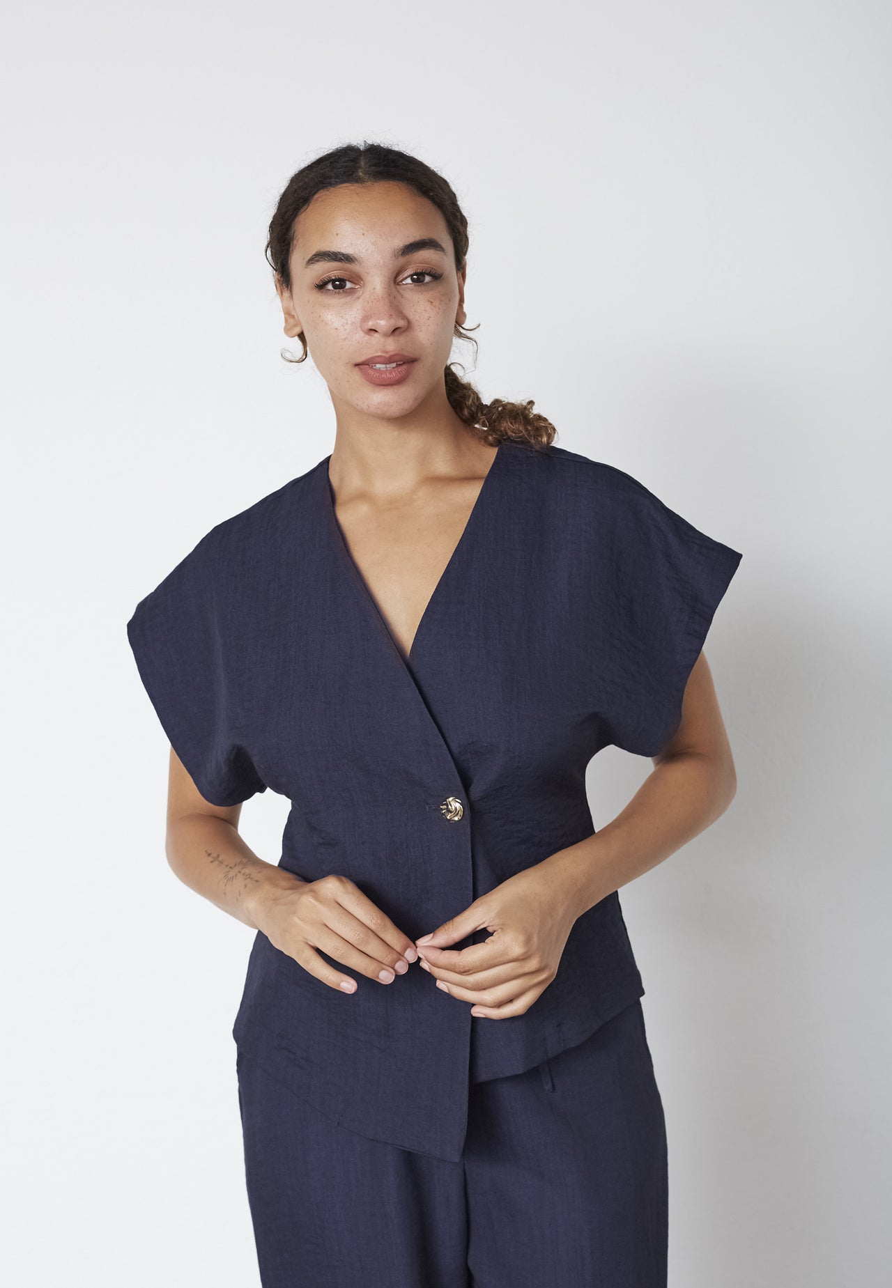 GEVELA-VE2darkblue__1