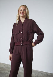 GarwinJA20_DeepBordeaux_1