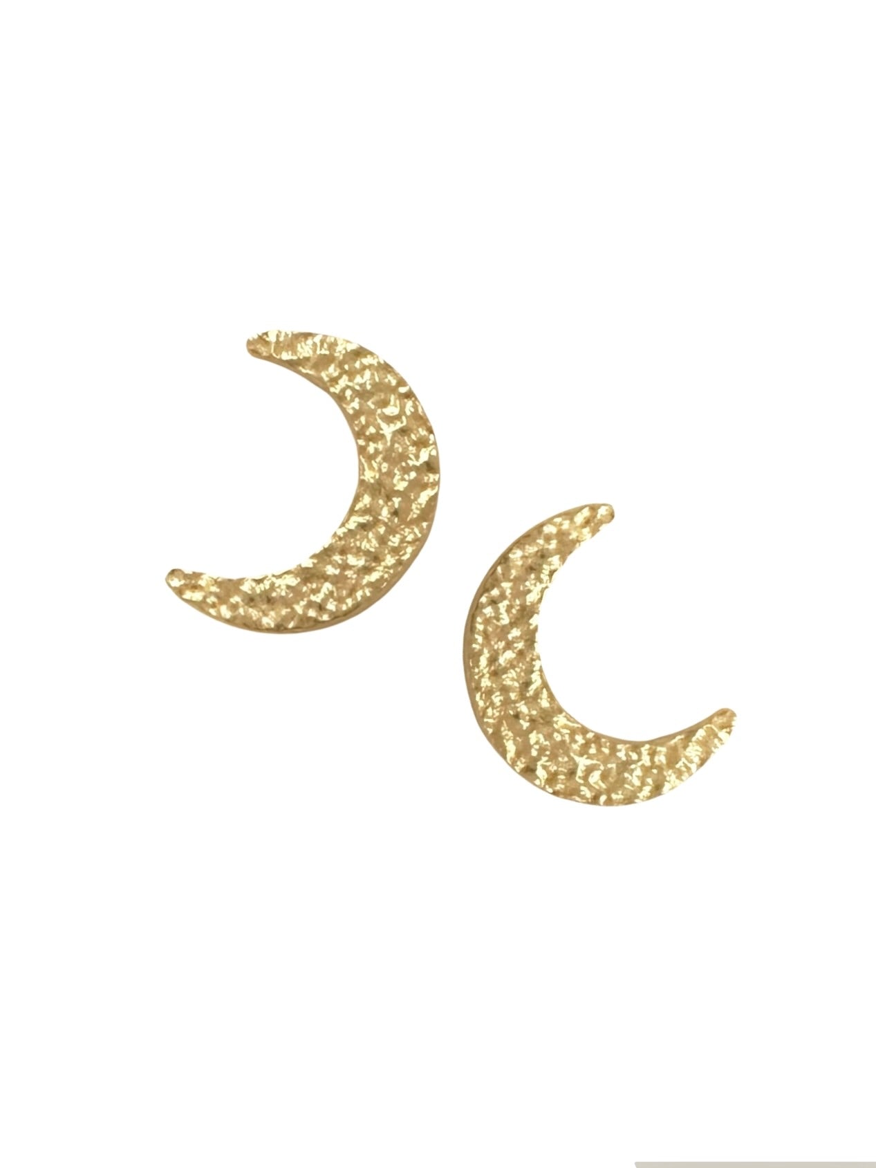 Gehamerde Moon Oorstekers (1.5cm) goud
